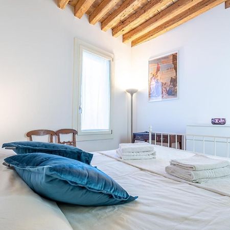 Vittoria Apartments: Soccorso Soccorsetto Vicenza Luaran gambar