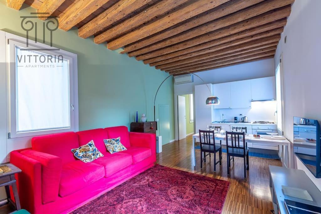 Vittoria Apartments: Soccorso Soccorsetto Vicenza Luaran gambar